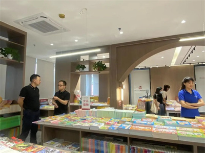 邕華公司市本級(jí)與馬山、橫州分公司業(yè)務(wù)交流 共繪企業(yè)形象新藍(lán)圖